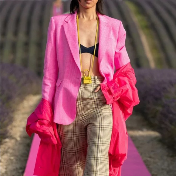 SALE! Jacquemus blazer - Picture 1 of 8
